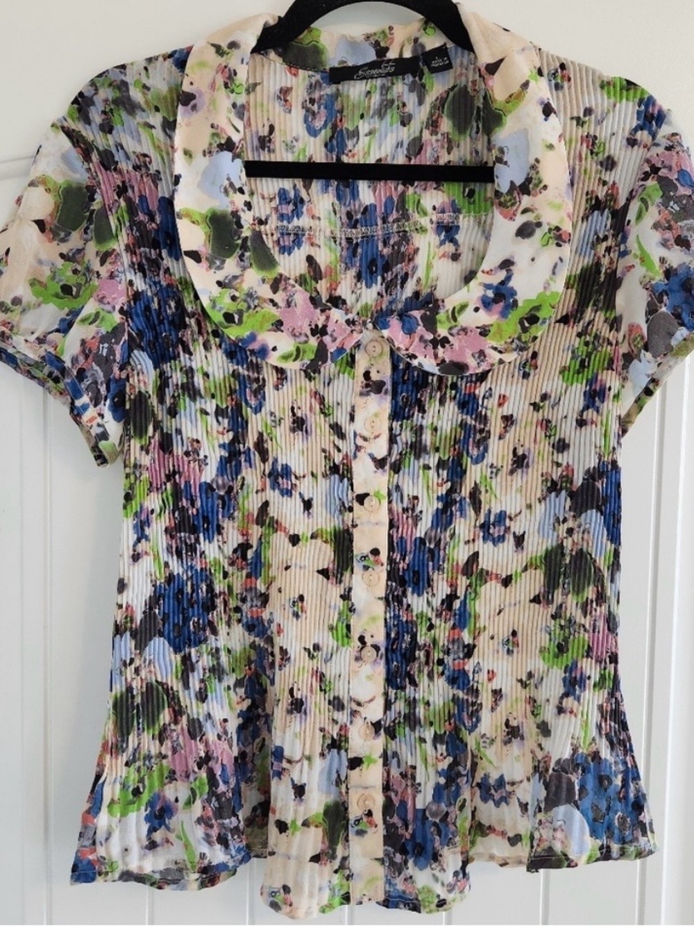 Women’s Floral Pleated Button-Front Top - Multicolor